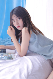 双胞胎姐妹齐上阵许多说许多